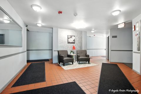 Tiny photo for 2600 Brookwood Way Drive #305, Rolling Meadows, IL 60008 (MLS # 12424874)