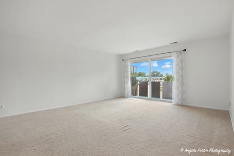 Tiny photo for 2600 Brookwood Way Drive #305, Rolling Meadows, IL 60008 (MLS # 12424874)