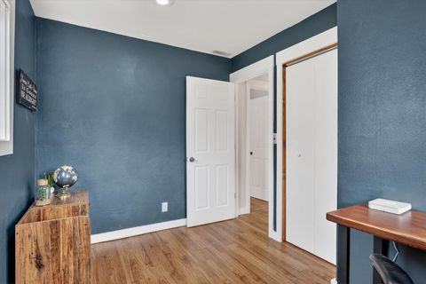 Tiny photo for 2011 Overdene Avenue, Rockford, IL 61103 (MLS # 12627948)