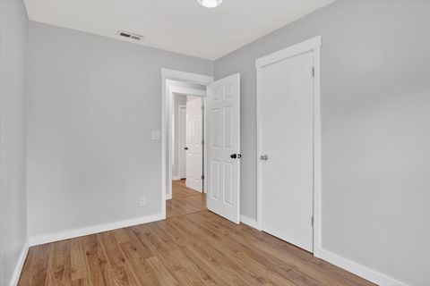 Tiny photo for 2011 Overdene Avenue, Rockford, IL 61103 (MLS # 12627948)
