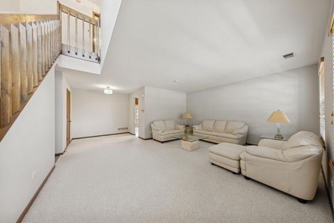 Tiny photo for 8320 Highpoint Circle #8230-F, Darien, IL 60561 (MLS # 12476981)