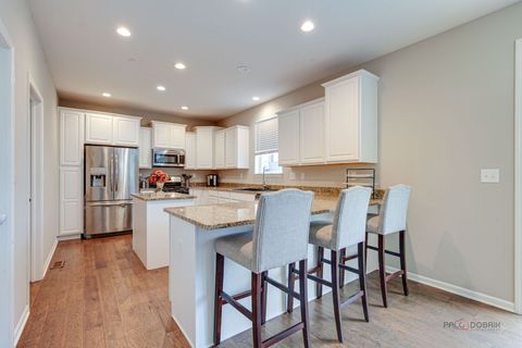 Tiny photo for 34075 N Jenna Lane, Gurnee, IL 60031 (MLS # 12497406)