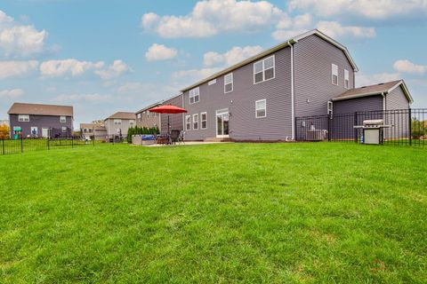 Tiny photo for 34075 N Jenna Lane, Gurnee, IL 60031 (MLS # 12497406)