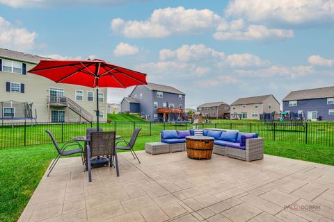 Tiny photo for 34075 N Jenna Lane, Gurnee, IL 60031 (MLS # 12497406)