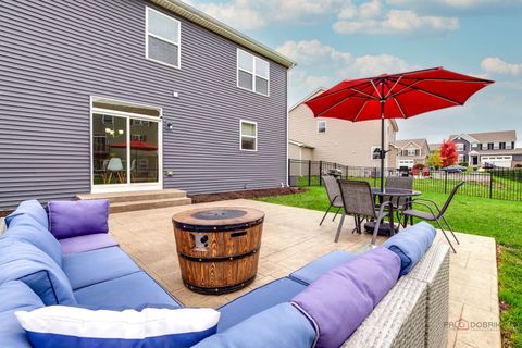 Tiny photo for 34075 N Jenna Lane, Gurnee, IL 60031 (MLS # 12497406)