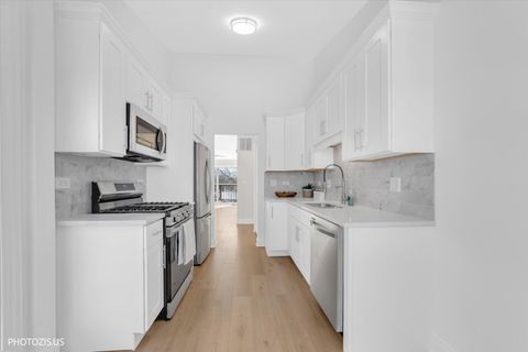 Tiny photo for 2831 S Embers Lane, Arlington Heights, IL 60005 (MLS # 12596432)