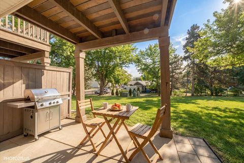 Tiny photo for 2831 S Embers Lane, Arlington Heights, IL 60005 (MLS # 12596432)