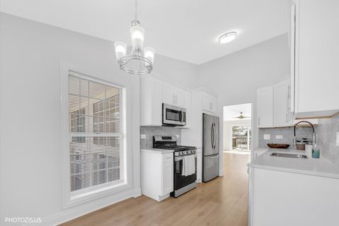 Tiny photo for 2831 S Embers Lane, Arlington Heights, IL 60005 (MLS # 12596432)