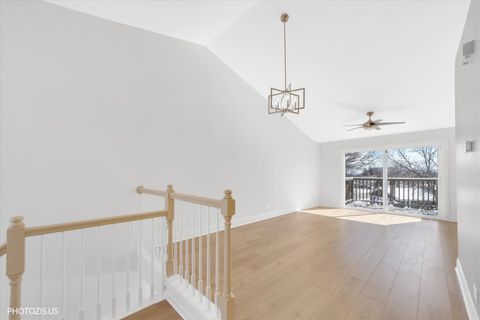 Tiny photo for 2831 S Embers Lane, Arlington Heights, IL 60005 (MLS # 12596432)