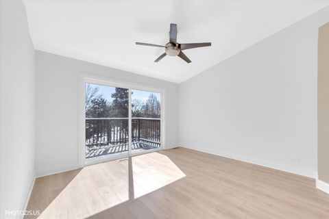 Tiny photo for 2831 S Embers Lane, Arlington Heights, IL 60005 (MLS # 12596432)