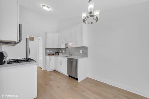 Tiny photo for 2831 S Embers Lane, Arlington Heights, IL 60005 (MLS # 12596432)