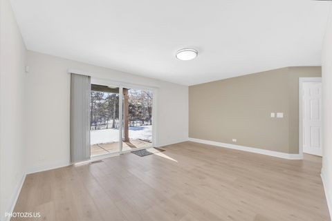 Tiny photo for 2831 S Embers Lane, Arlington Heights, IL 60005 (MLS # 12596432)