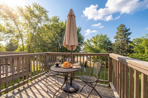 Tiny photo for 2831 S Embers Lane, Arlington Heights, IL 60005 (MLS # 12596432)