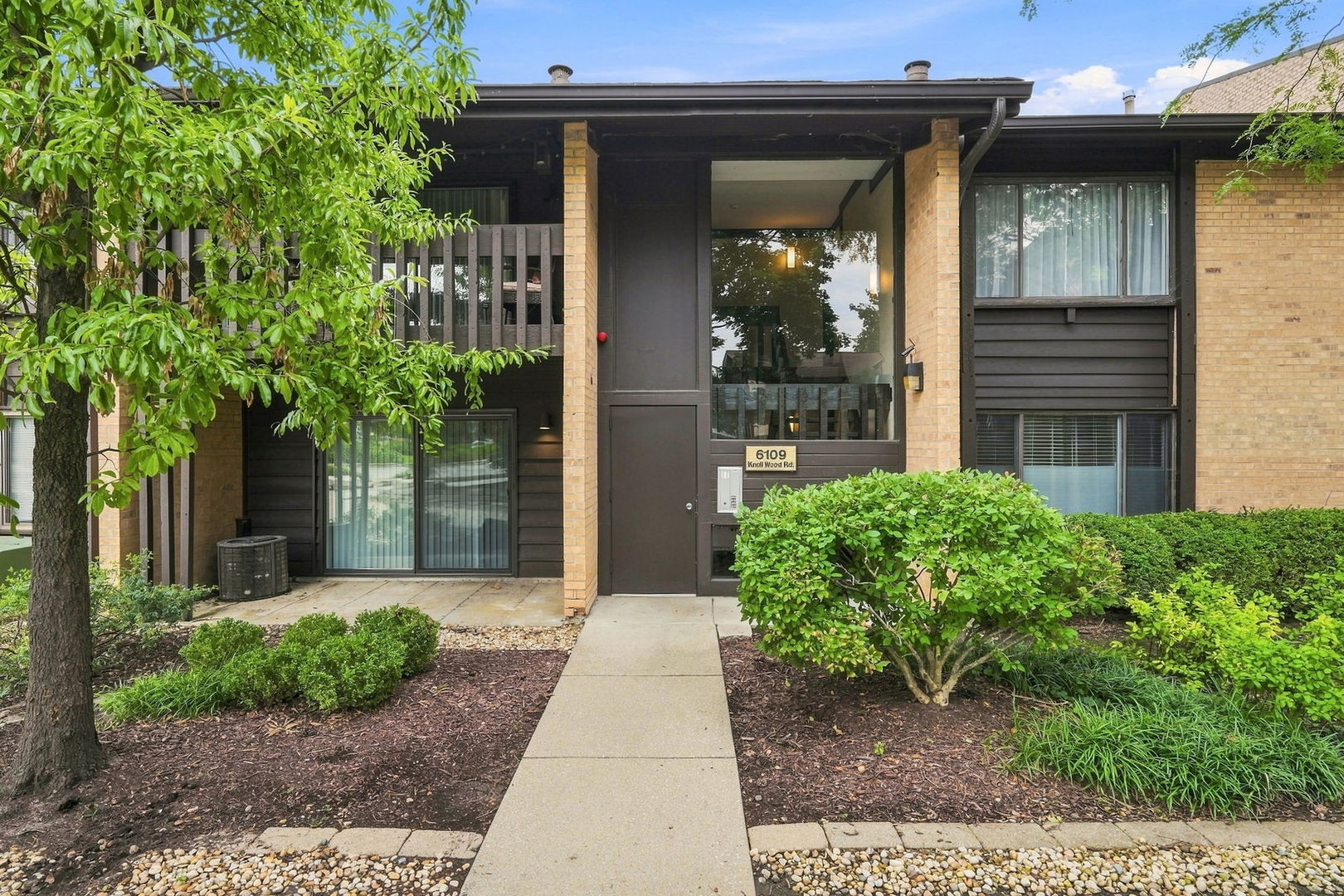 6109 Knoll Wood Road 102