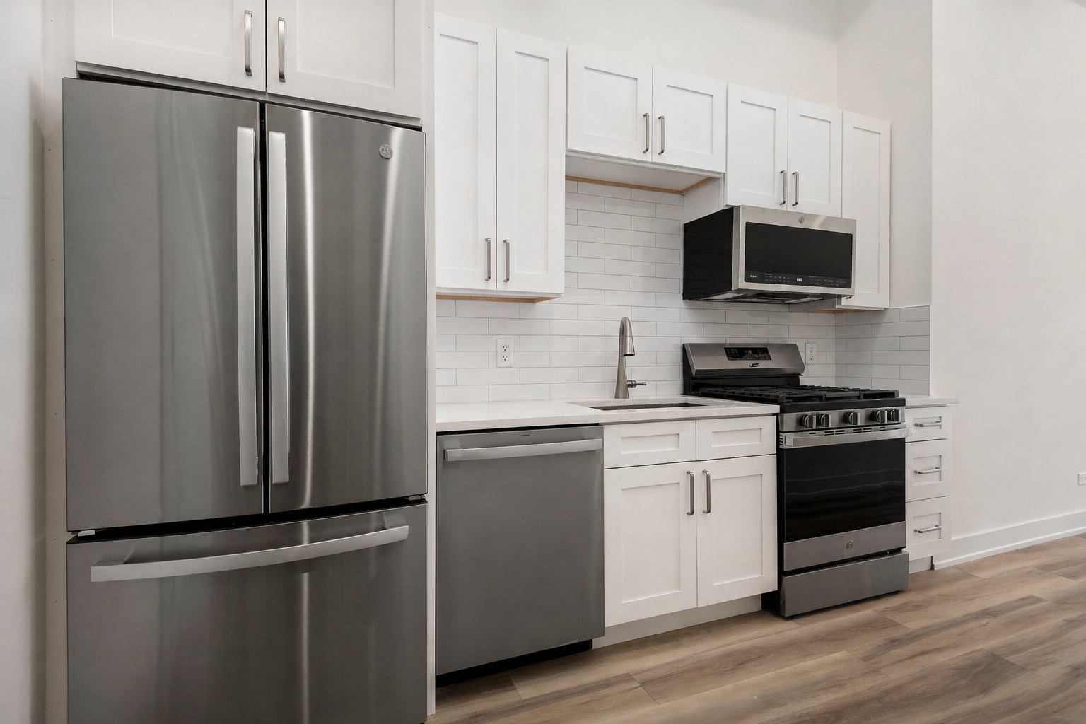 2913 W Belmont Avenue 1A