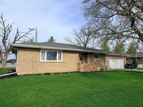 Photo of 635 N Elm Street, Herscher, IL 60941 (MLS # 12597113)