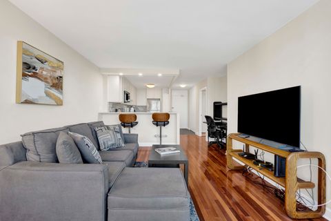 Tiny photo for 1560 N Sandburg Terrace #4109J, Chicago, IL 60610 (MLS # 12508611)
