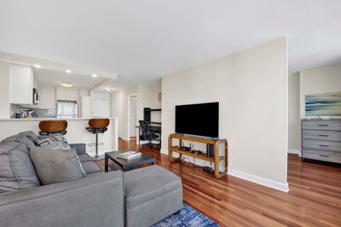 Tiny photo for 1560 N Sandburg Terrace #4109J, Chicago, IL 60610 (MLS # 12508611)