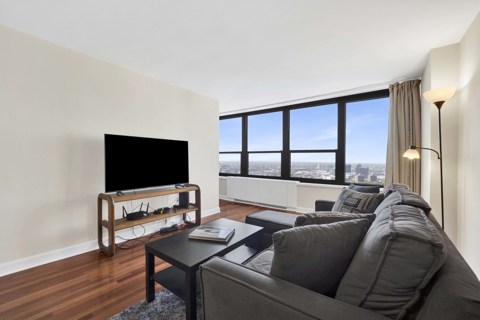 1560 N Sandburg Terrace 4109J