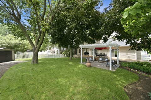 Tiny photo for 1907 Jeanette Avenue, St. Charles, IL 60174 (MLS # 12693985)