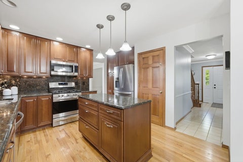 Tiny photo for 1907 Jeanette Avenue, St. Charles, IL 60174 (MLS # 12693985)