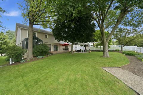 Tiny photo for 1907 Jeanette Avenue, St. Charles, IL 60174 (MLS # 12693985)