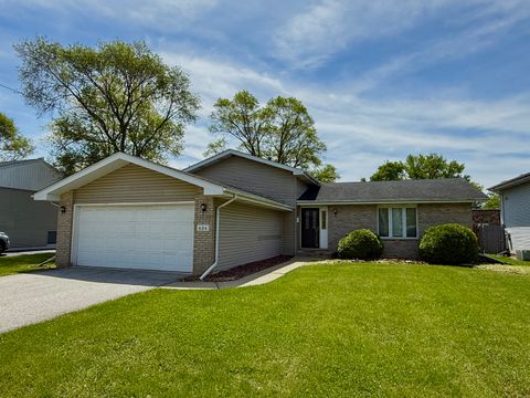 Tiny photo for 424 E Clark Street, Glenwood, IL 60425 (MLS # 12375413)