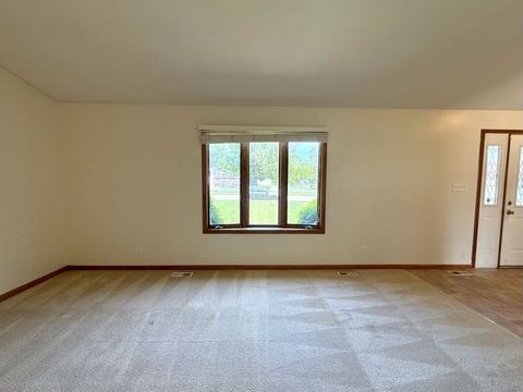 Tiny photo for 424 E Clark Street, Glenwood, IL 60425 (MLS # 12375413)