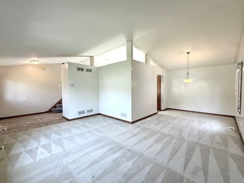 Tiny photo for 424 E Clark Street, Glenwood, IL 60425 (MLS # 12375413)