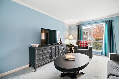 Tiny photo for 29W477 Blackthorn Lane, Warrenville, IL 60555 (MLS # 12519902)