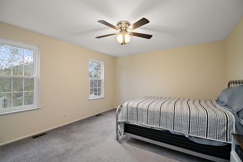 Tiny photo for 29W477 Blackthorn Lane, Warrenville, IL 60555 (MLS # 12519902)