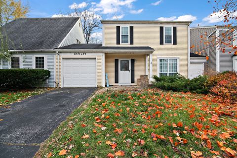 29W477 Blackthorn Lane Warrenville IL 60555