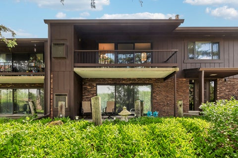Tiny photo for 1320 Cass Lane W #201, Westmont, IL 60559 (MLS # 12679295)
