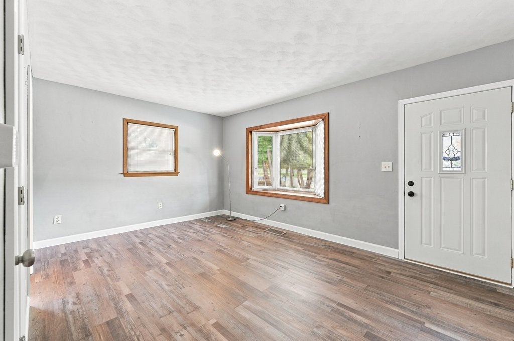 347 W 32nd Street