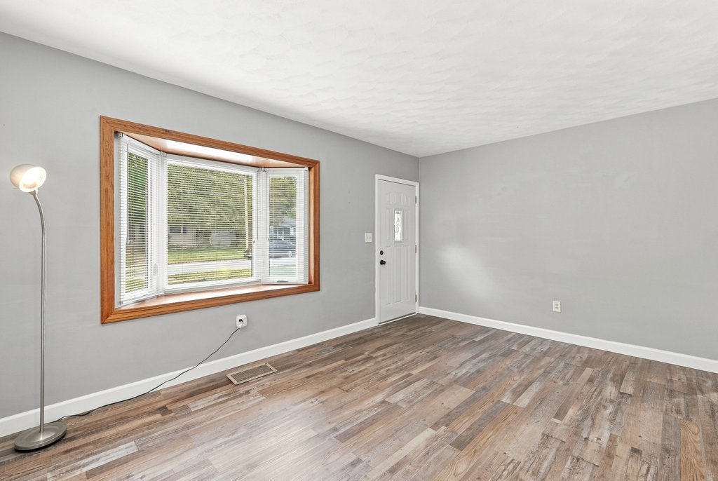 347 W 32nd Street