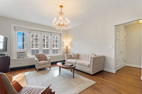 Tiny photo for 70 E Scott Street #307, Chicago, IL 60610 (MLS # 12606360)