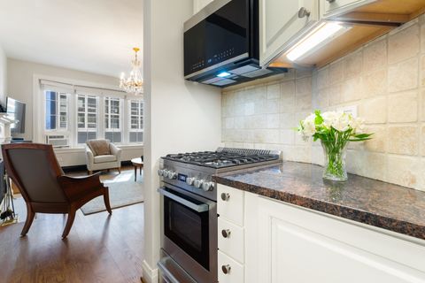 Tiny photo for 70 E Scott Street #307, Chicago, IL 60610 (MLS # 12606360)