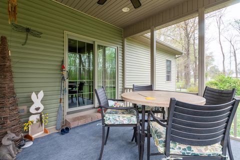 Tiny photo for 1358 Pershing Road, West Frankfort, IL 62896 (MLS # 12615157)