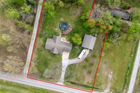 Tiny photo for 1358 Pershing Road, West Frankfort, IL 62896 (MLS # 12615157)