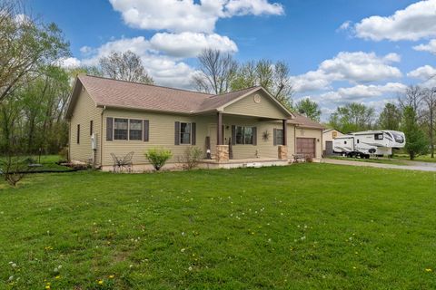 Tiny photo for 1358 Pershing Road, West Frankfort, IL 62896 (MLS # 12615157)