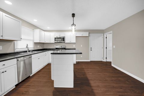 Tiny photo for 419 N WABASH Avenue, Bradley, IL 60915 (MLS # 12497614)