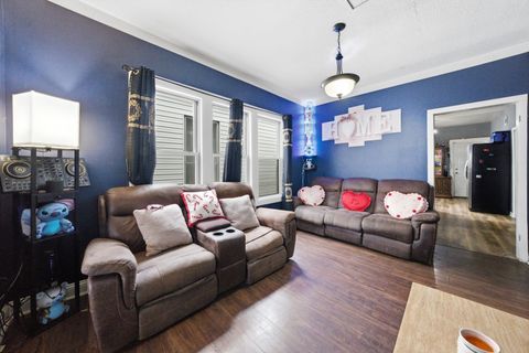 Tiny photo for 2223 W 50th Place, Chicago, IL 60609 (MLS # 12577844)