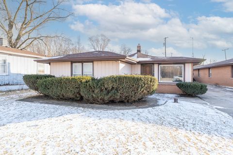 Tiny photo for 756 Woodruff Avenue, Joliet, IL 60436 (MLS # 12542953)