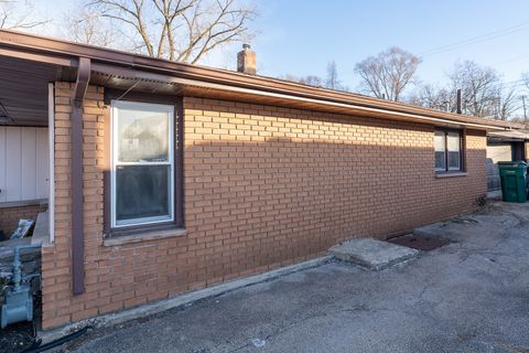 Tiny photo for 756 Woodruff Avenue, Joliet, IL 60436 (MLS # 12542953)