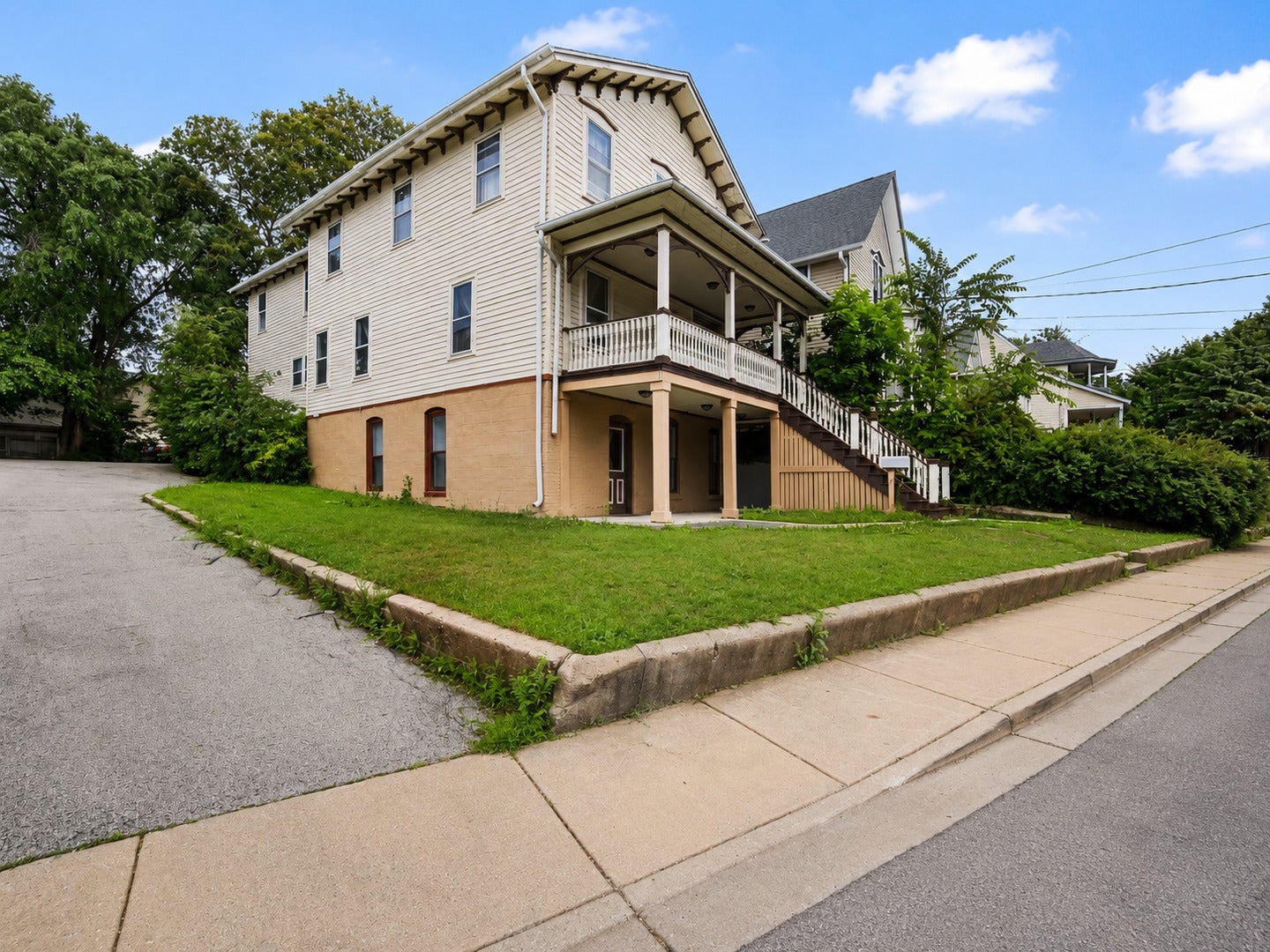 217 Michigan Street