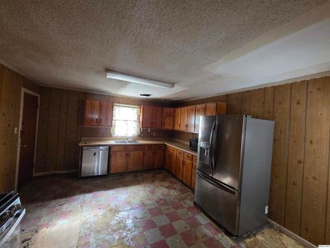 Tiny photo for 1324 N 9th St, Quincy, IL 62301 (MLS # 12472136)