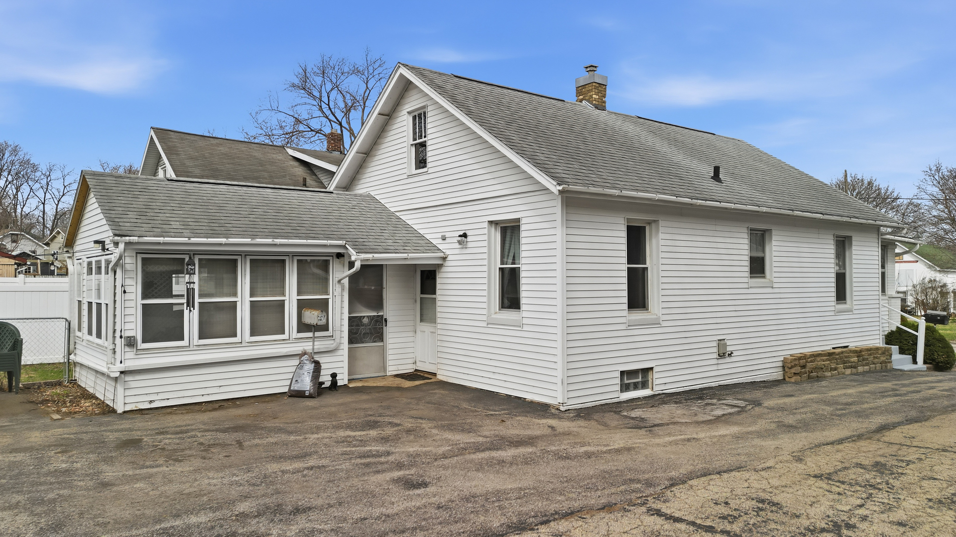 318 Spruce Street