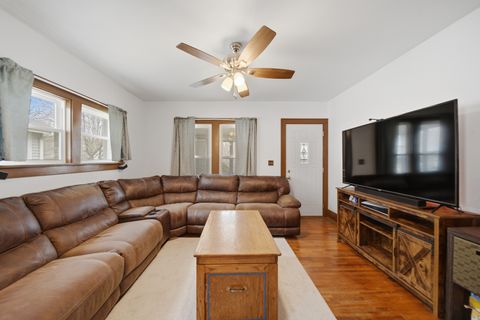 Tiny photo for 318 Spruce Street, Dixon, IL 61021 (MLS # 12599422)