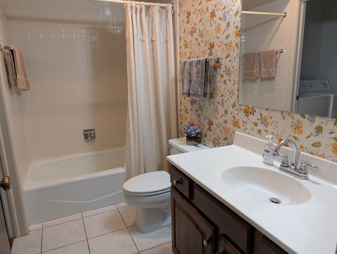Tiny photo for 9558 Gross Point Road #A406, Skokie, IL 60076 (MLS # 12600716)