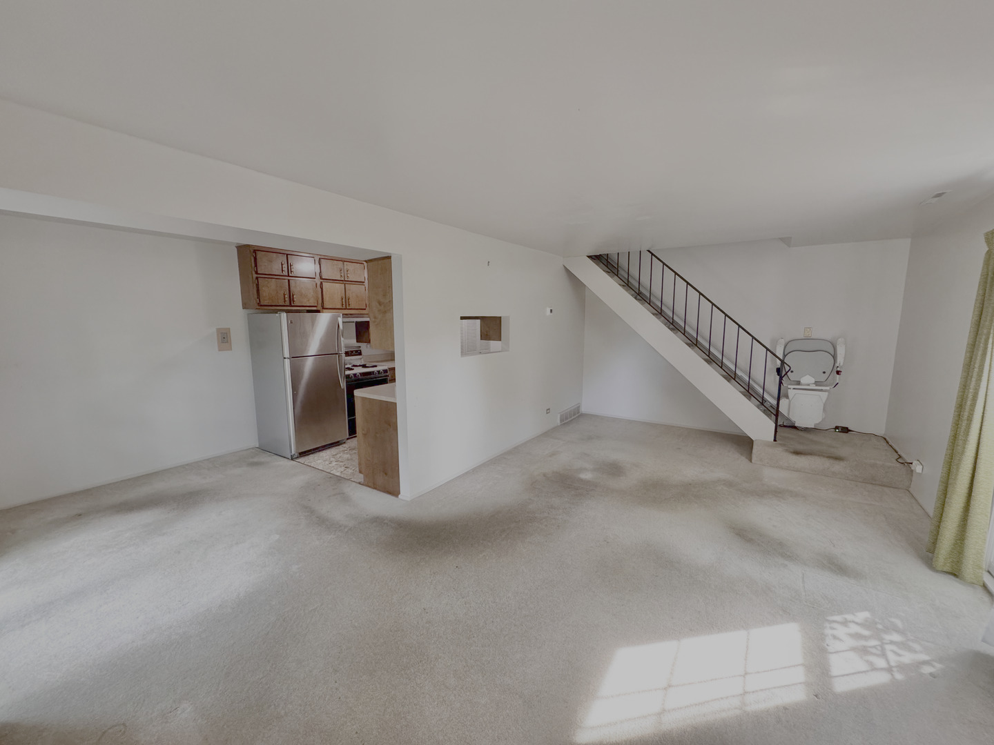Properties 3 1674 Williamsburg Court D
